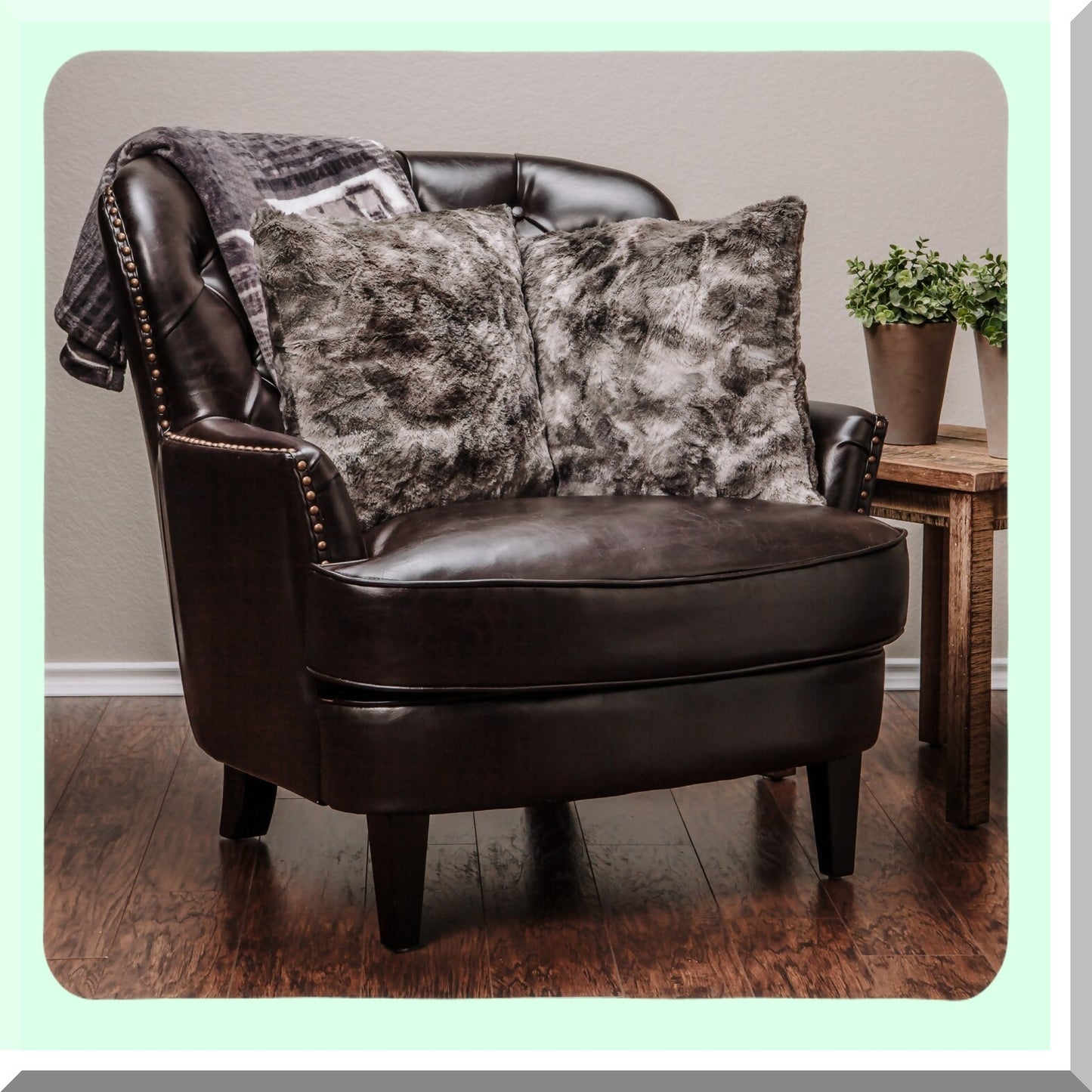 Luxury Gray Wolf Decorative Pillow Covers - Plush Sofa & Bed Throw Pillow Cases - Set of 2, 18x18 Inches - Premium Quality Home Decor Accessory