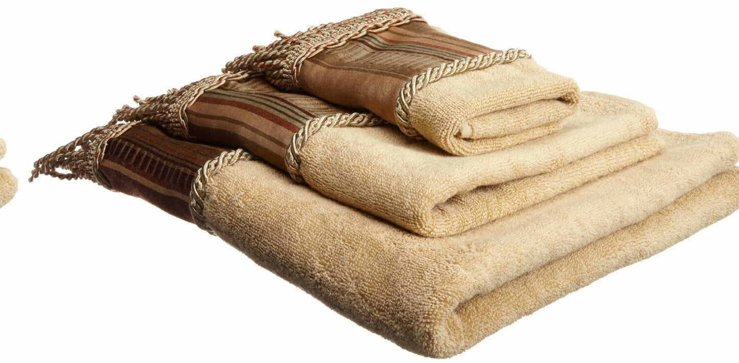 Contempo Collection Silver 3-Piece Towel Set