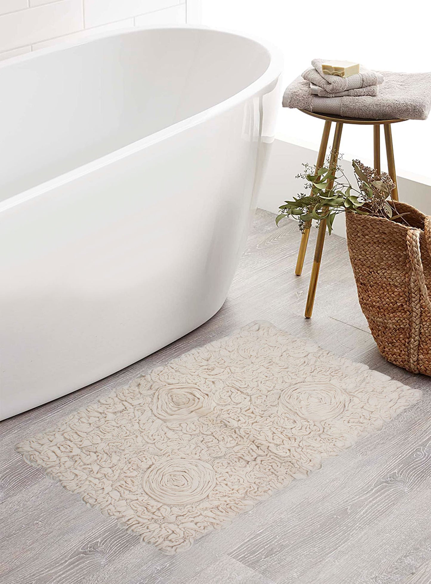 21"x34" Ivory Cotton Tufted Bath Rug