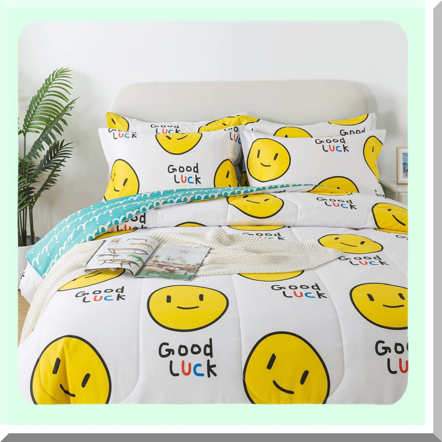 EmojiBreeze Summer Comforter Set - Lightweight White Bedding for Teen Adult Queen - Smiling Face Print - Ultra Breathable Down Alternative - Cute Emoji Style - 3Pcs Set