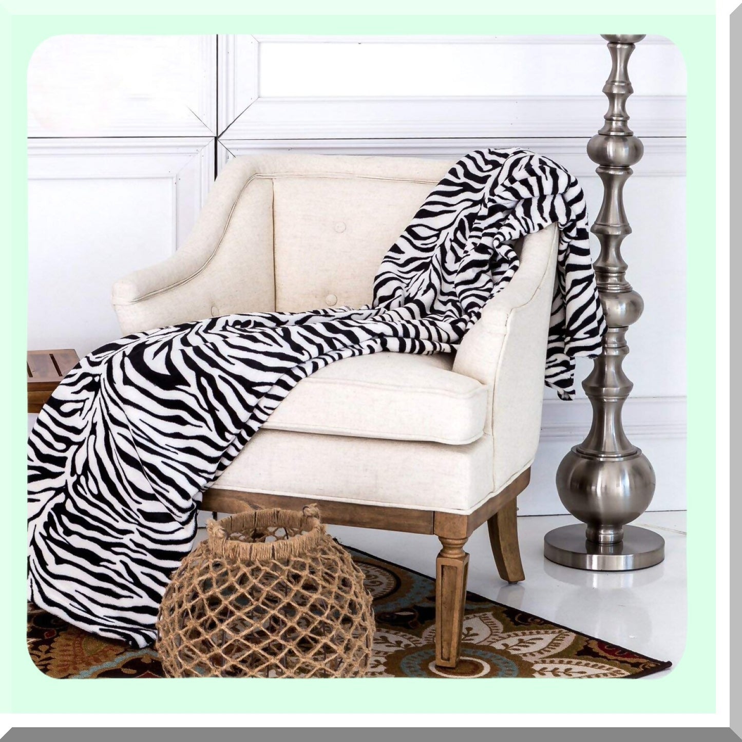 Zebra Safari Plush Blanket - Super Soft, Warm & Cozy Fleece Throw, Queen Size, Black & White Animal Print Bedding