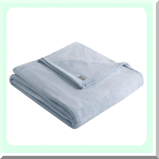 All-Season Cozy Queen Blanket - Plush Fleece Bedding in Solid Blue