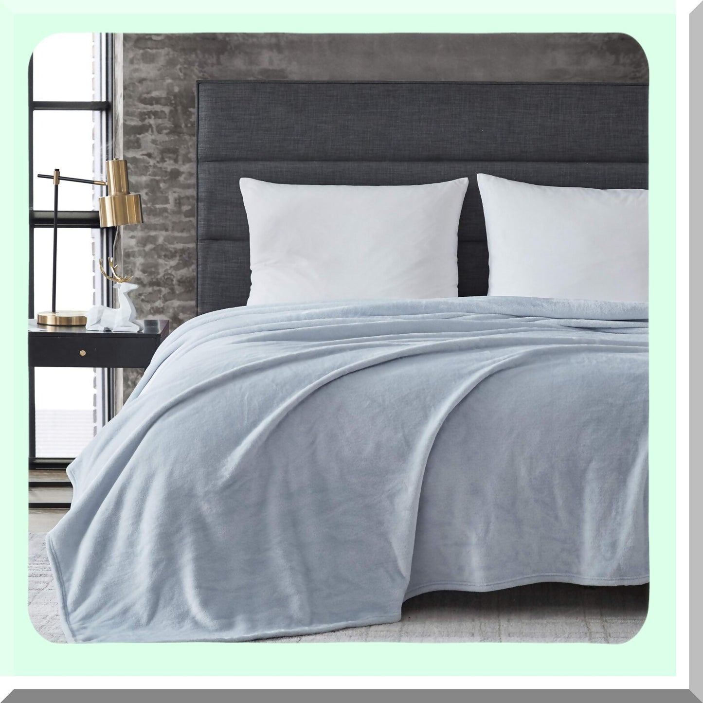 All-Season Cozy Queen Blanket - Plush Fleece Bedding in Solid Blue