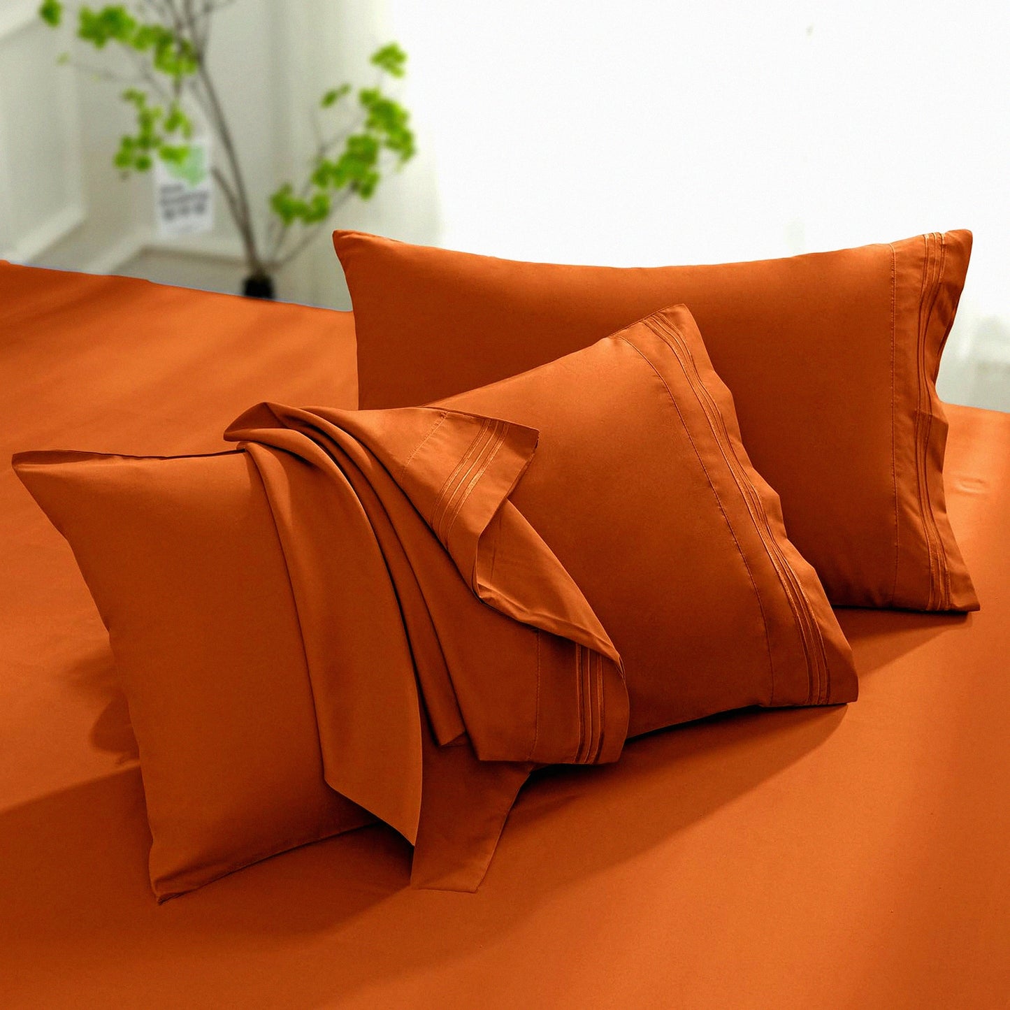UltraSoft Caramel Pumpkin Microfiber Pillowcase Set - 1800 Thread Count Standard Size Pillow Covers - Wrinkle Resistant Envelope Closure - 20" x 26"