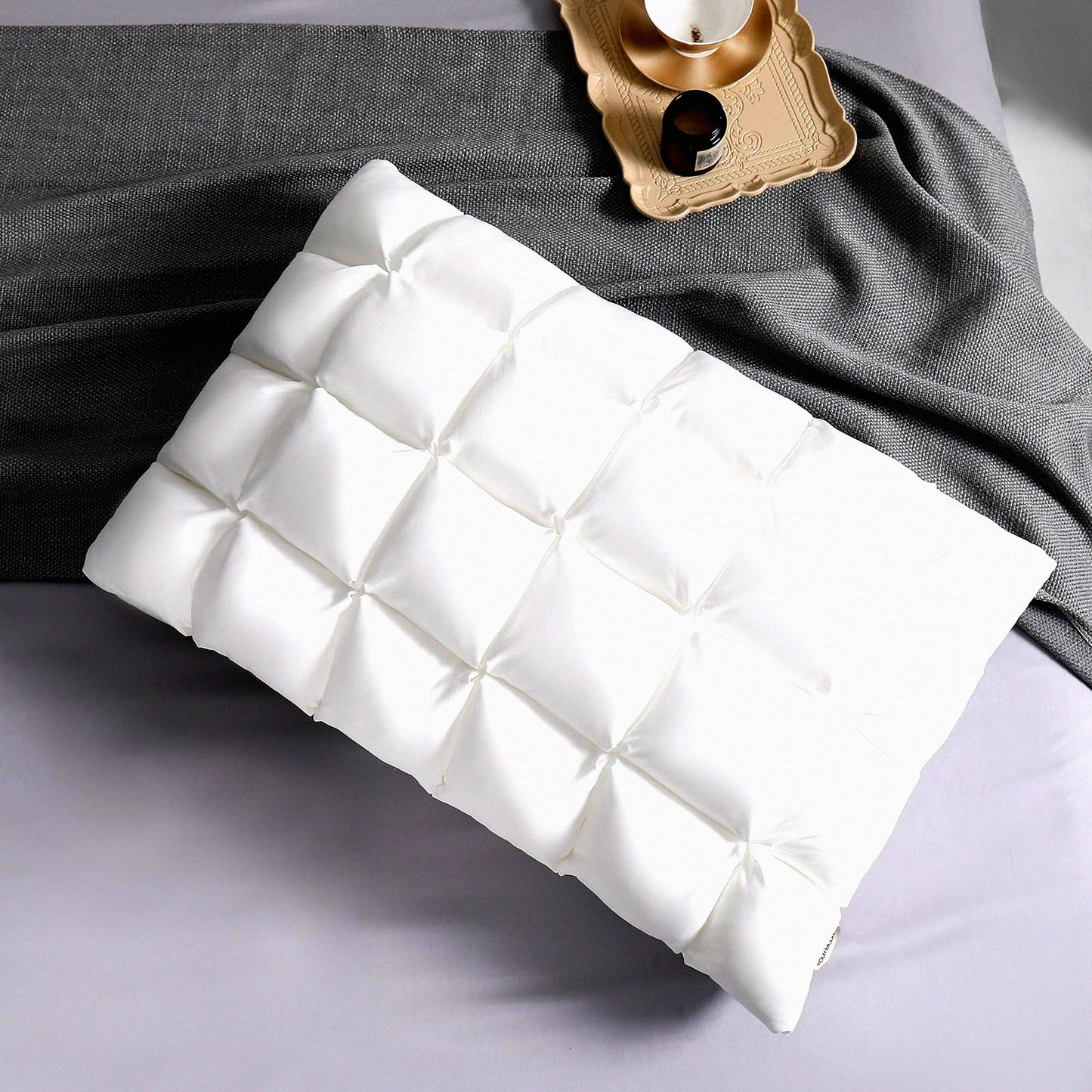 SleepLux Gel Support Pillows - Fluffy Down Alternative for Side Sleeping. Enjoy the comfort of luxury hotel pillows with our soft and supportive bed pillows.