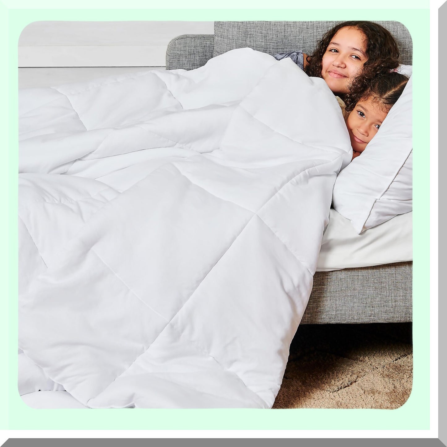 Luxury All-Season Quilted Comforter - Hotel Style Premium Bedding Insert - Machine Washable Down Alternative Duvet - 102 x 90-inch White Comforter