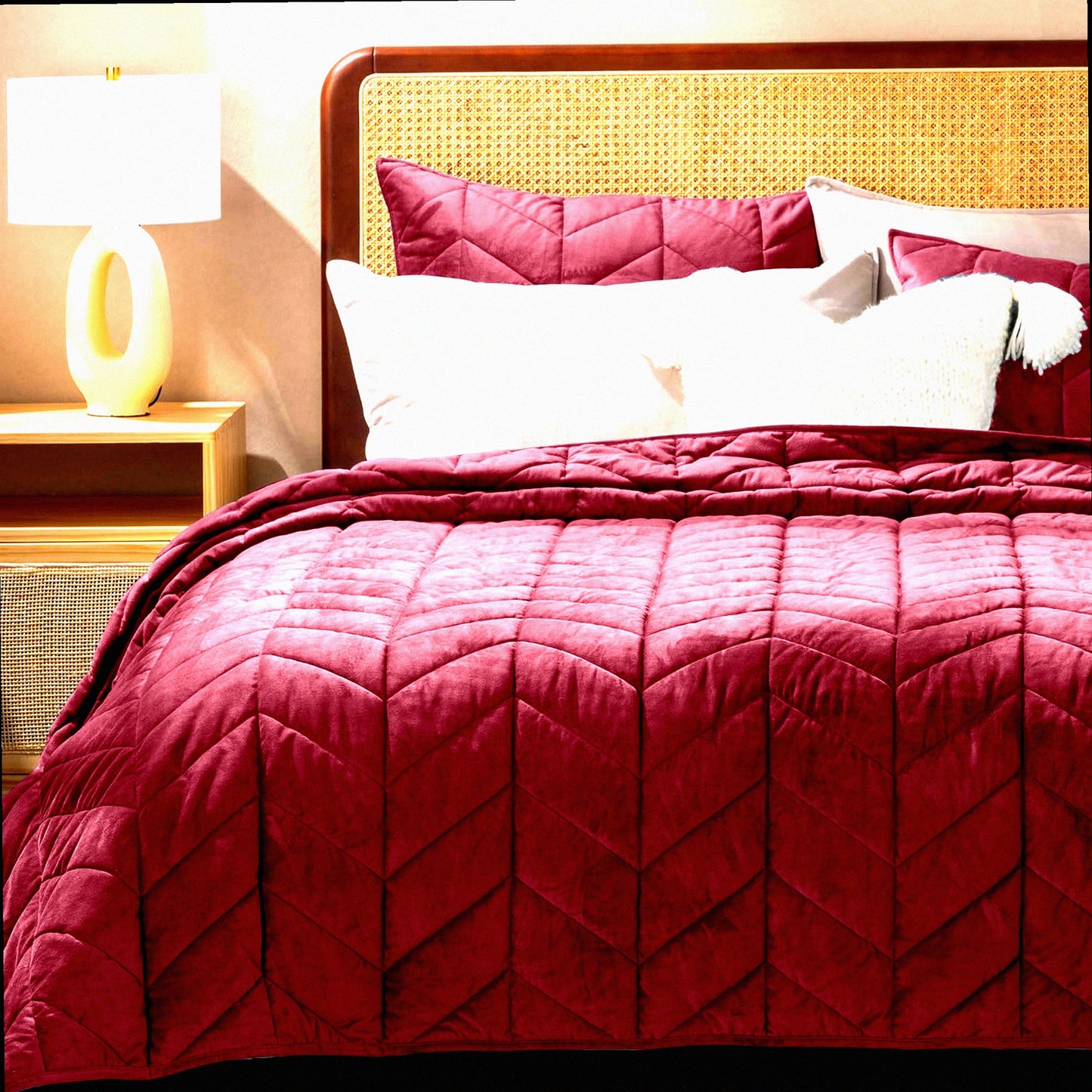 Diamond Velvet Luxe Quilt Set - Queen Size | Ultra Soft Lightweight Comforter | Matele Oversized Bedspread Coverlet for Winter | 3-Piece Set with 2 Shams | Burgundy, 92"x96"