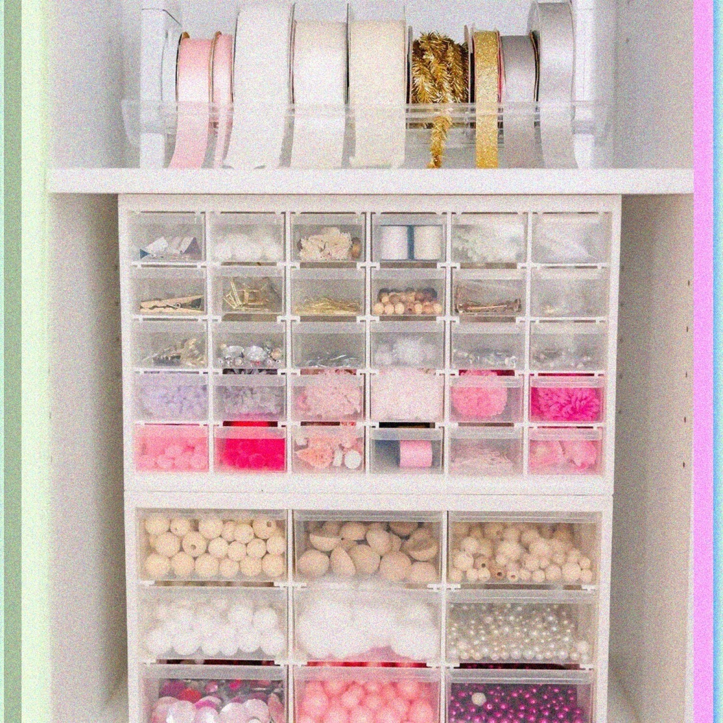Plastic Storage Unit with 9 Clear Drawers