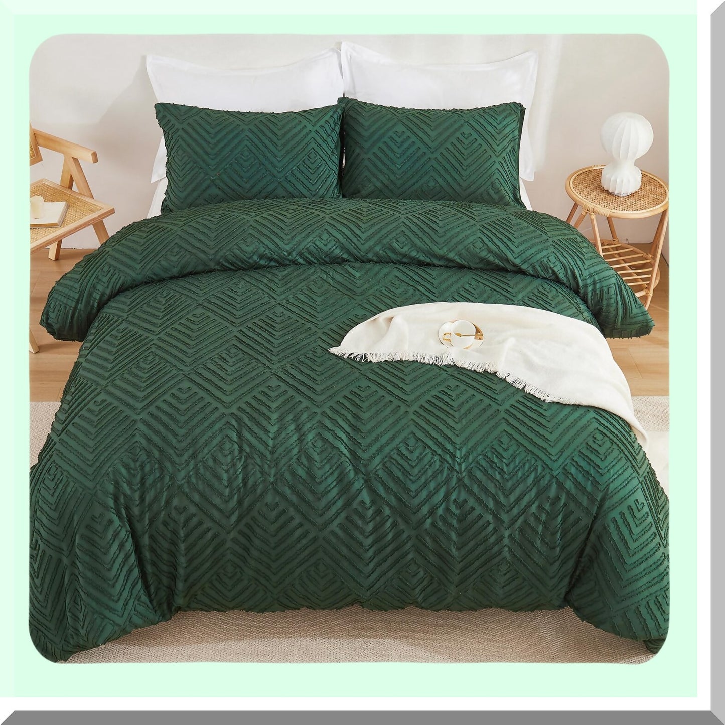 Emerald Green Boho Farmhouse Comforter Set - 3 Piece Tufted Bedding Set - Lightweight All Season Comforter - 104x96In - Fluffy Pillowcases - California Comfort