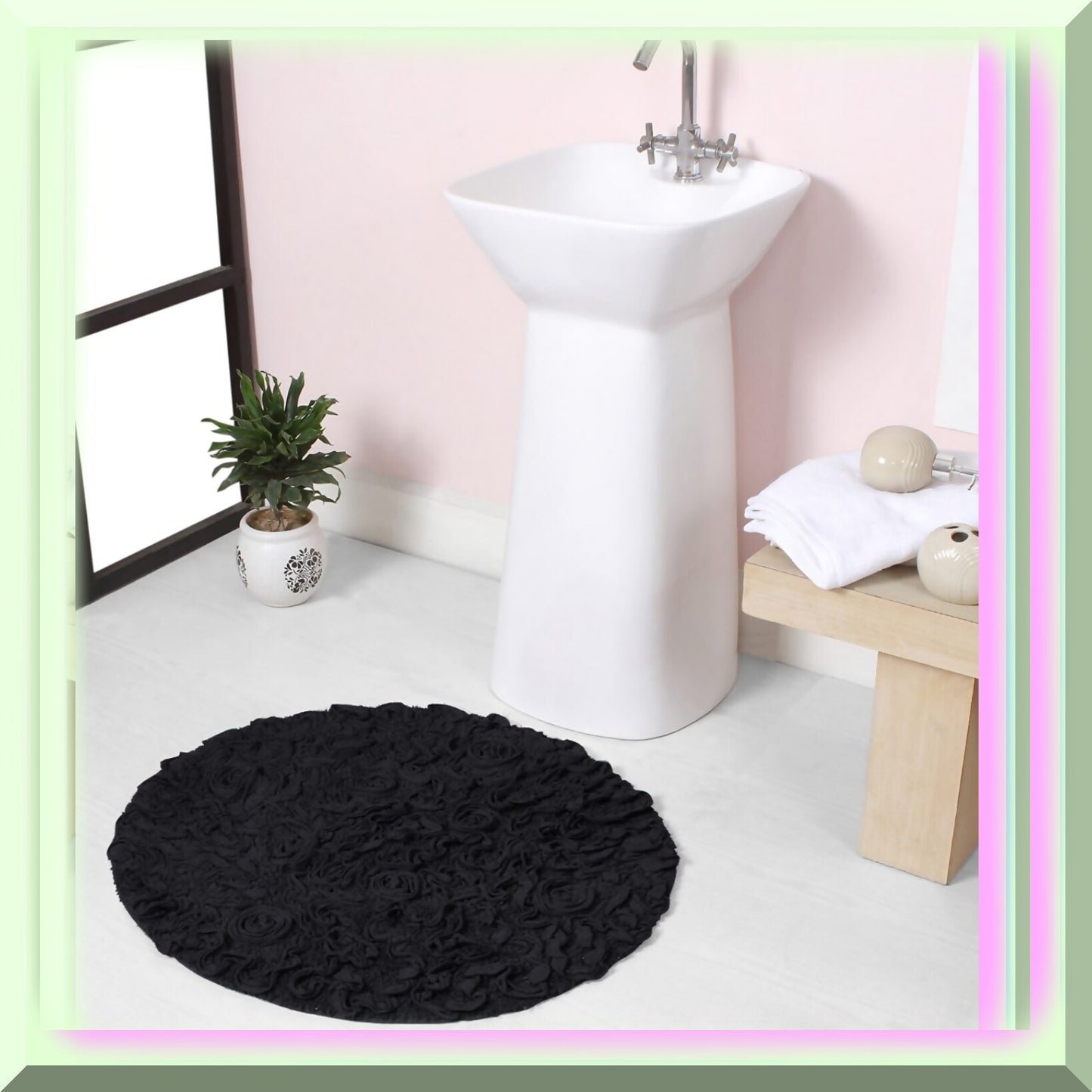 22" Round Cotton Tufted Bath Rug Black