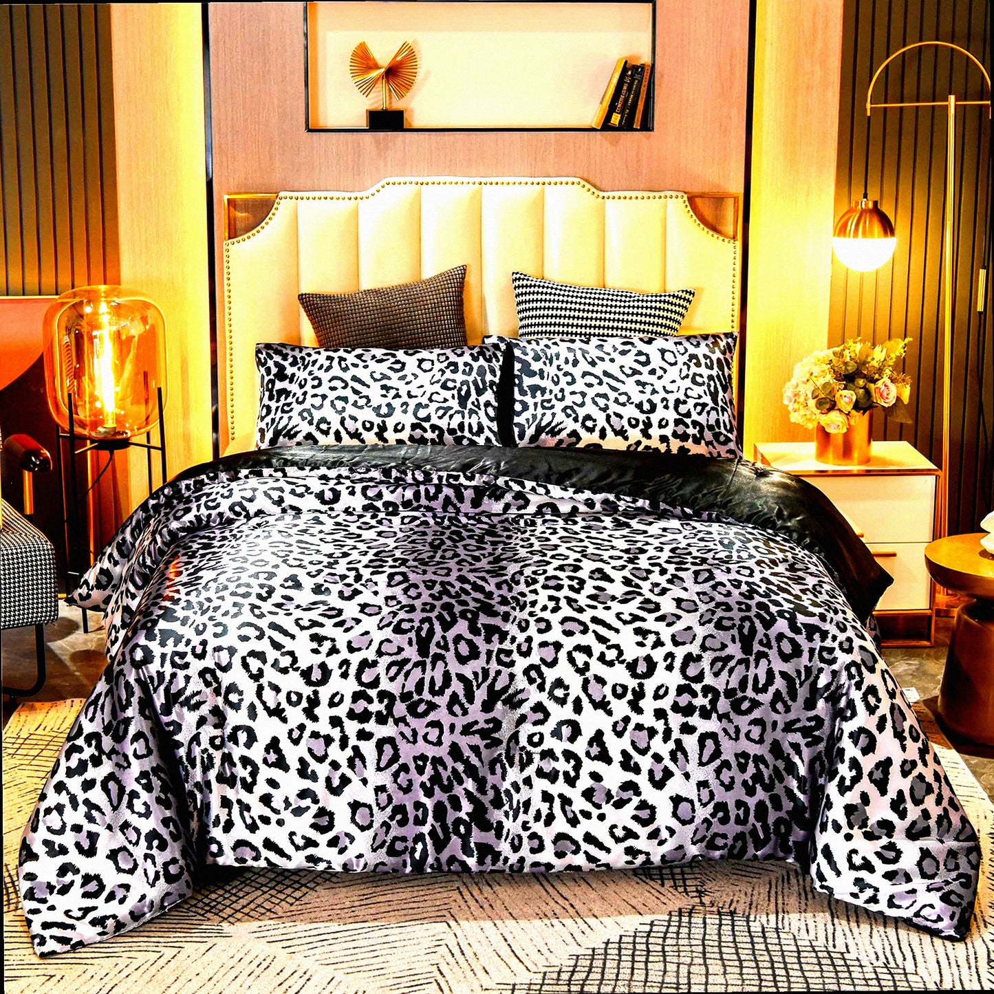 Luxury Leopard Print Silky Soft Microfiber Comforter Set - Silver Grey Queen Size - Lightweight Bedding Quilt - Super Soft and Cozy - 88x88 inches