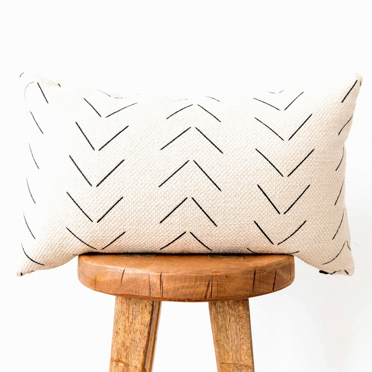 Luxury Black White Lumbar Pillow Cover - Modern Design, Durable Quality, Machine Washable - 12" x 26" Decorative Cushion Case - 1 Pack