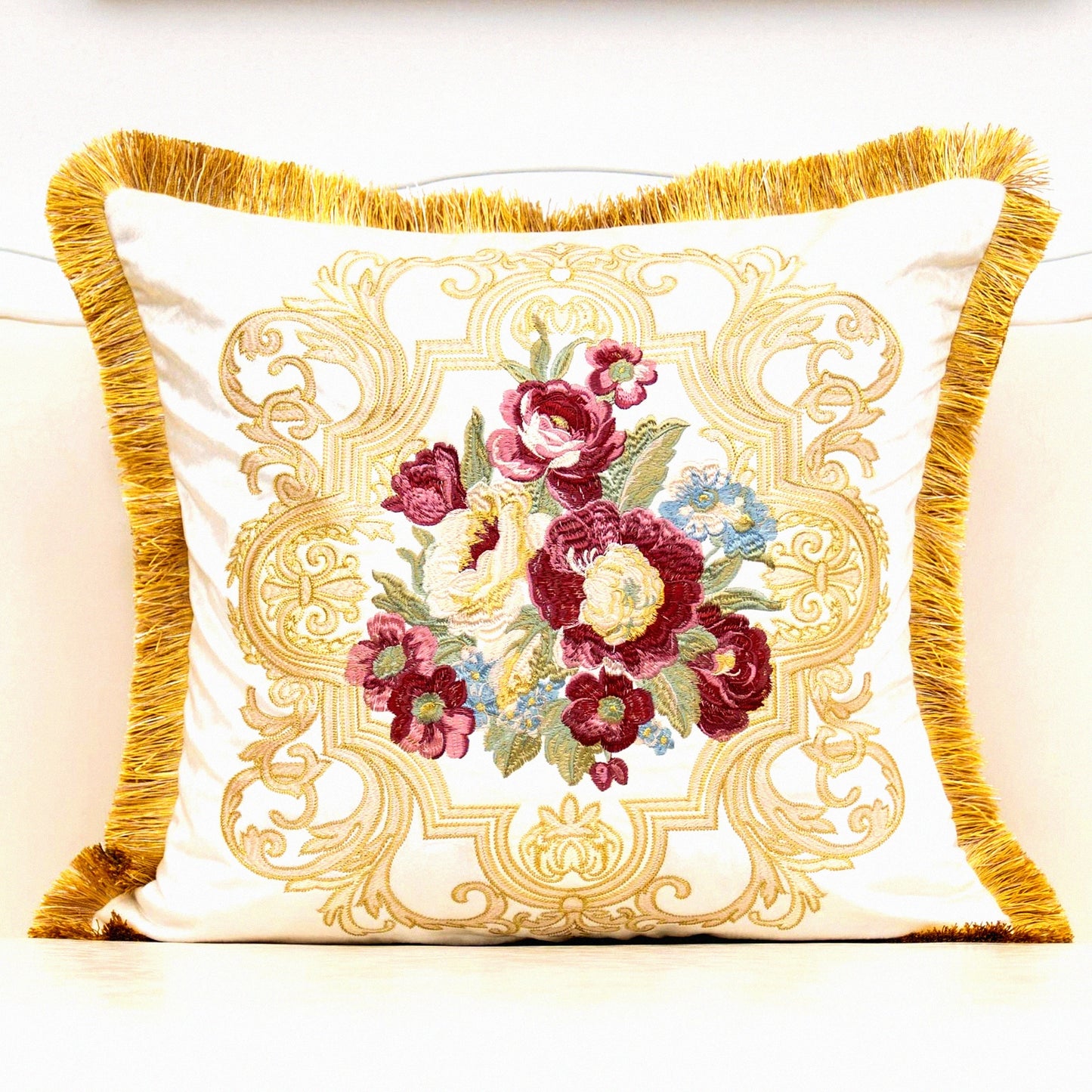 Luxury White Rose Velvet Cushion Cover - European Throw Pillow Case for Living Room, Bedroom, Car - Decorative Floral Pillow 18x18 Inch