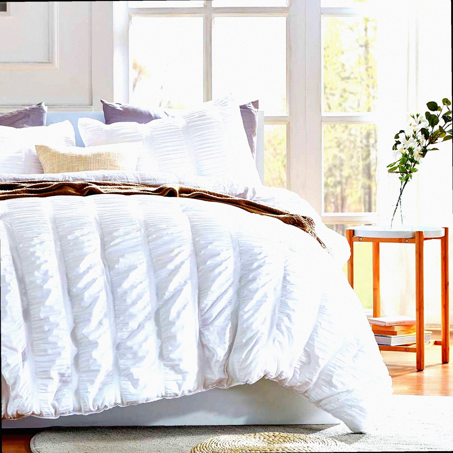 CoolLux Seersucker Comforter Set - 3-Piece Lightweight Bedding with Pillow Sham. Soft Down Alternative, Size Comforter for Summer. White, Luxury Cooling.