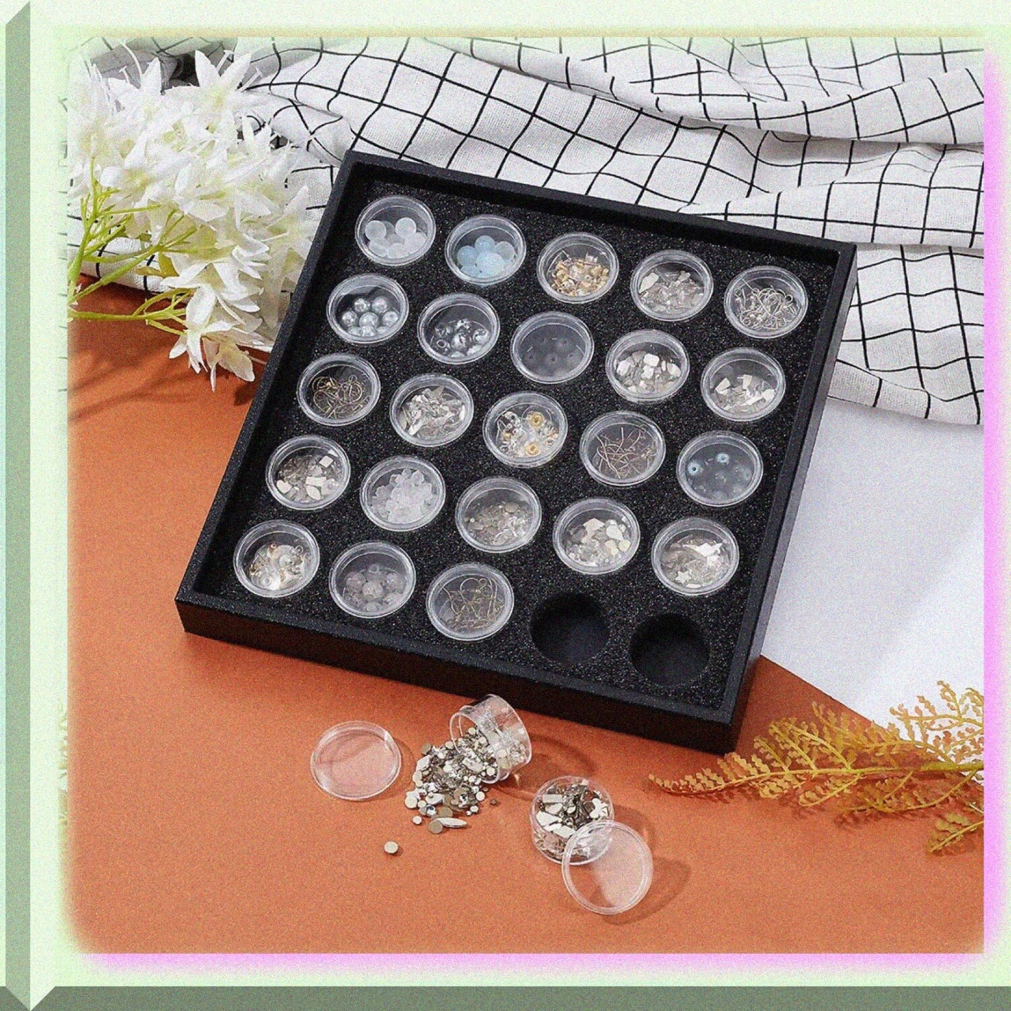 25 Pack Clear Plastic Round Storage Boxes with Flip Covers
