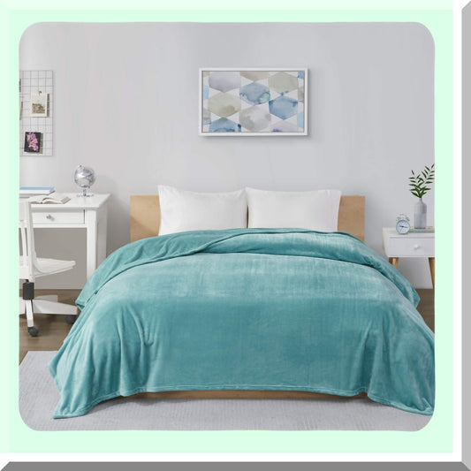 CozyLux Oversized Plush Throw Blanket - Premium All Season Bed & Couch Cover, Full/Queen, Aqua