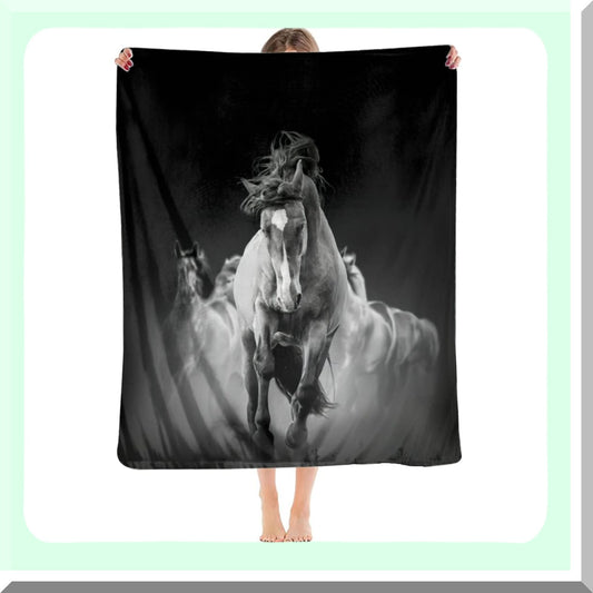 Equine Elegance: Ultra-Soft Micro Fleece Horse Throw Blanket for Bed, Couch, and Living Room