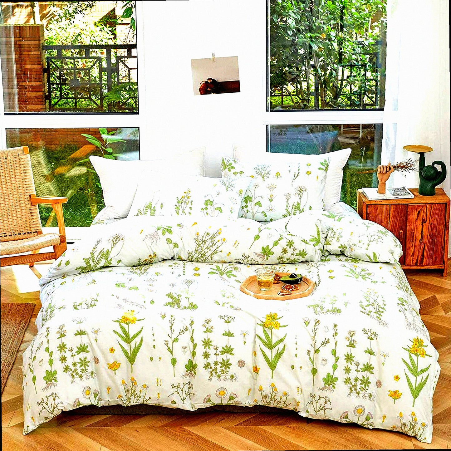 Floral Bliss Comforter Set - 3 Piece Bedding Set with Flowers and Leaves Print on Green Tint, Soft Microfiber, All Season Comforter with 2 Pillow Shams - 102x90 inches