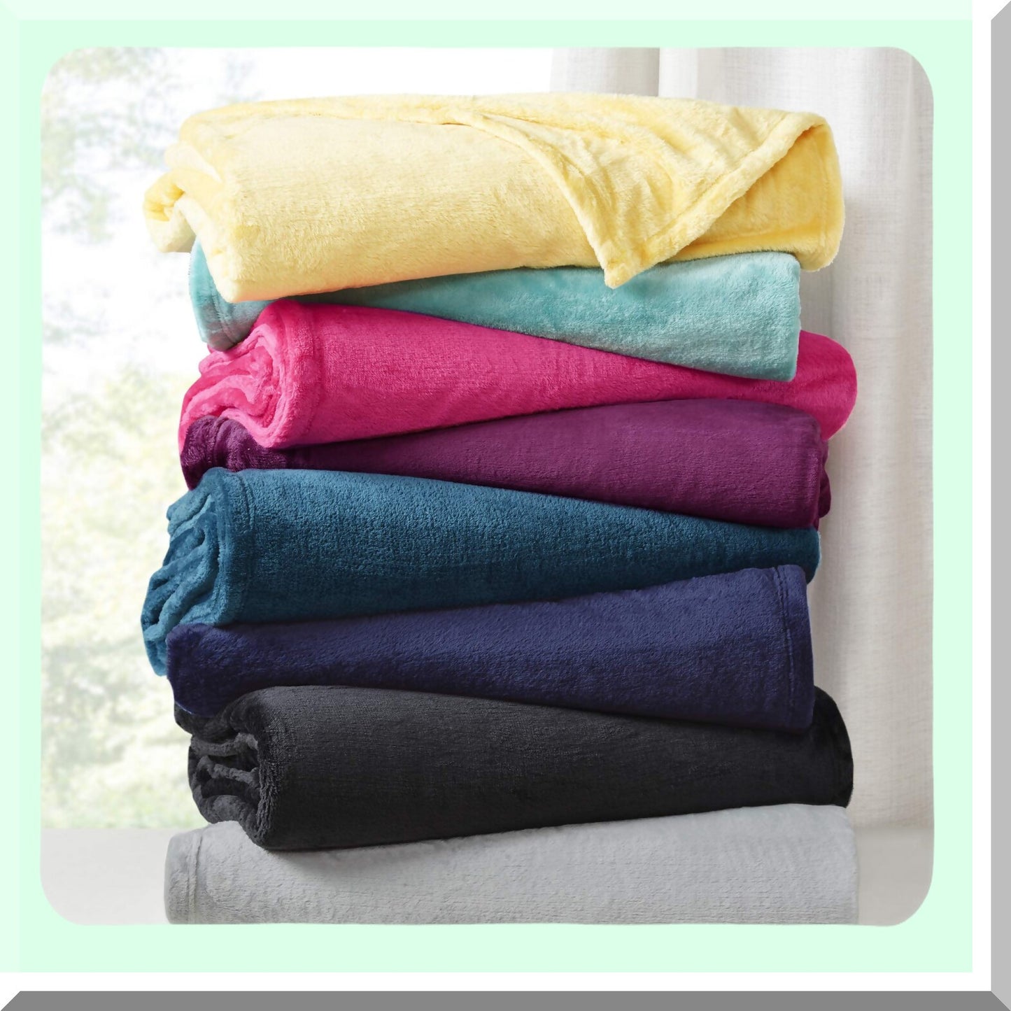 CozyCloud Microlight Plush Throw Blanket - Soft Grey Comfort