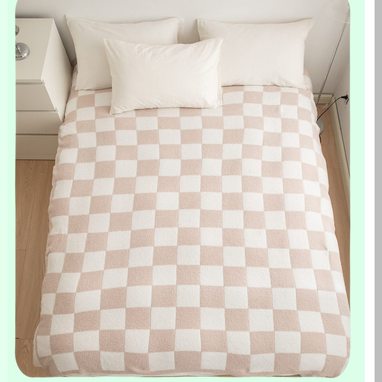 UltraSoft CozyCheck Microfiber Baby Blanket - Lightweight Fluffy Fleece for Sofa & Bed, 30x40 Inches, Cream