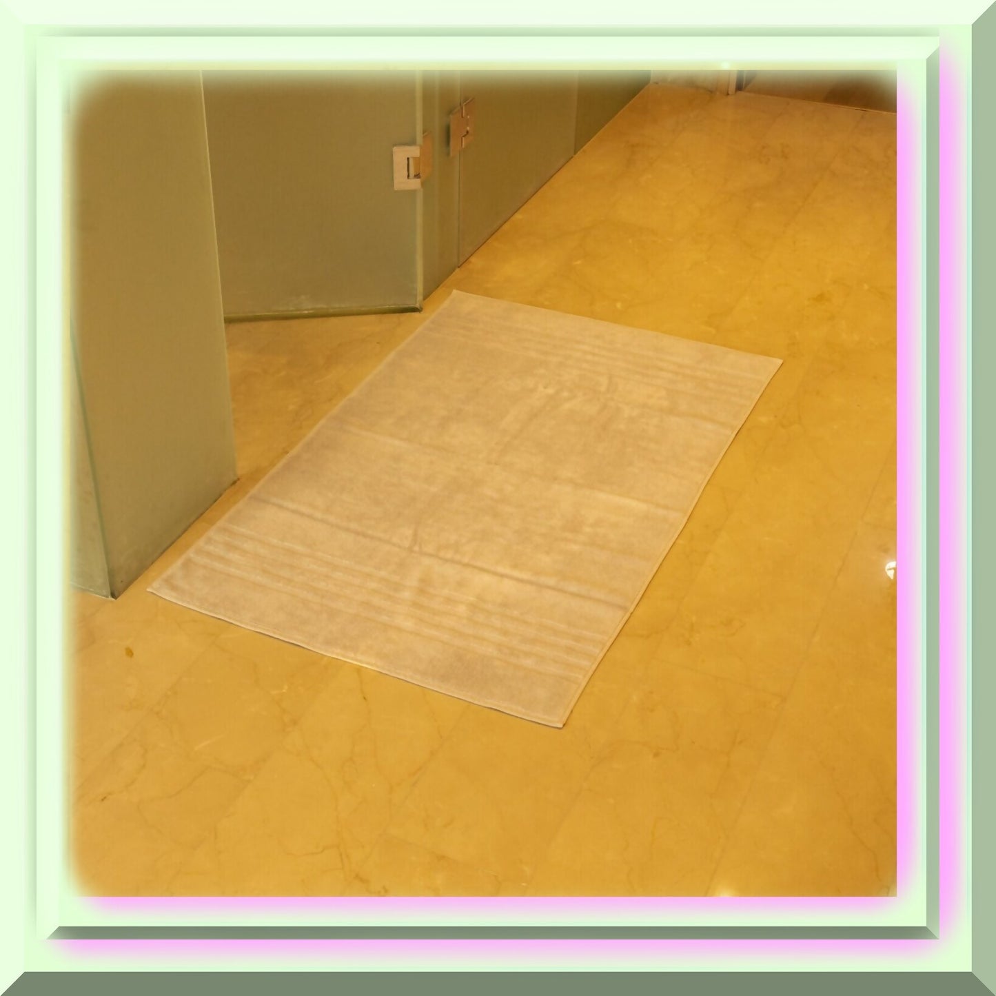 1000 GSM Light Grey Oversized Bath Mat 28x44