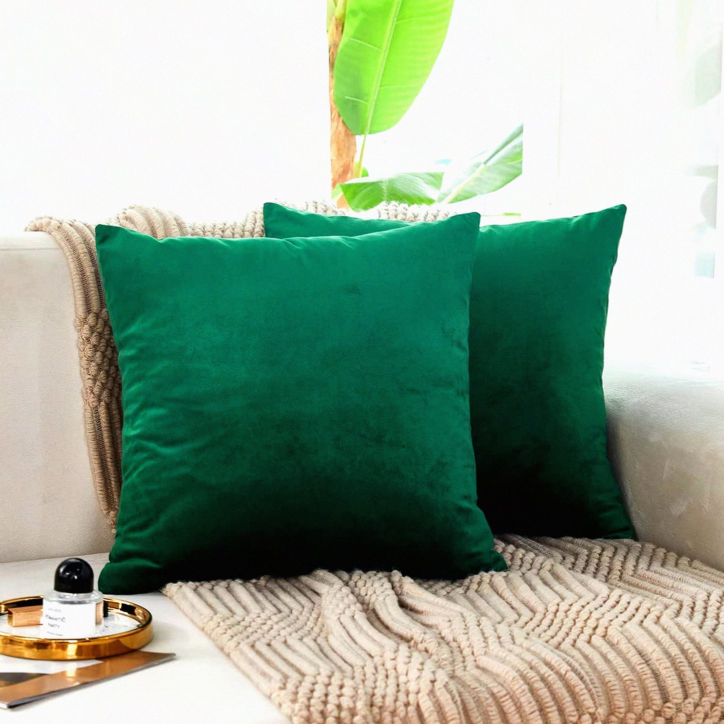 Plush Cozy Velvet Pillowcase Set - 18x18 Inches - 2 Pack - Soft Decorative Cushion Cover for Sofa, Couch, Bed - Farmhouse Style - Dark Green