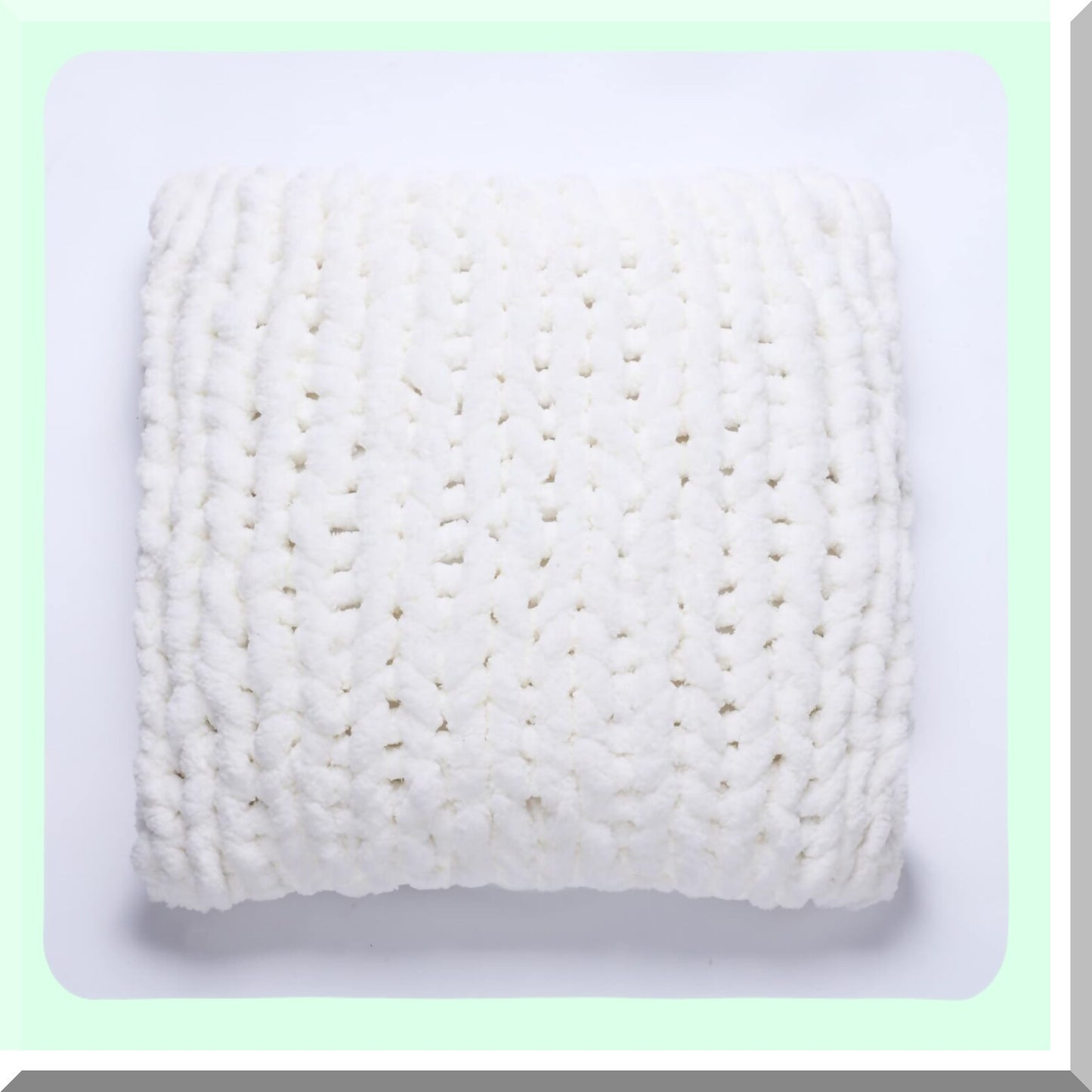 Luxury Chunky Knit Pillow Cover - Cream White Square 18" Decorative Case for Sofa & Bedroom Cushion - Soft & Stylish Home Decor Shell