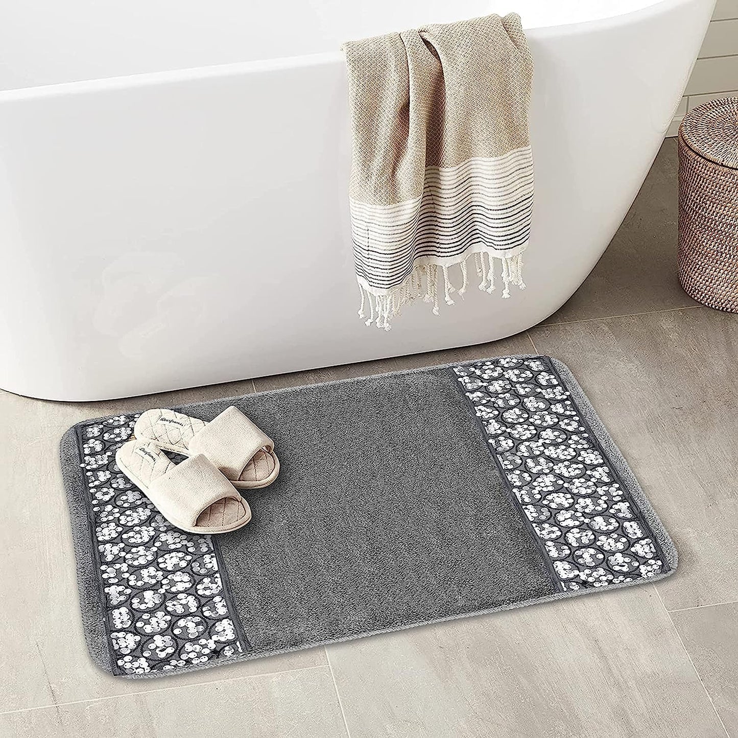 Sinatra Bathroom Rug Silver 32" x 21"