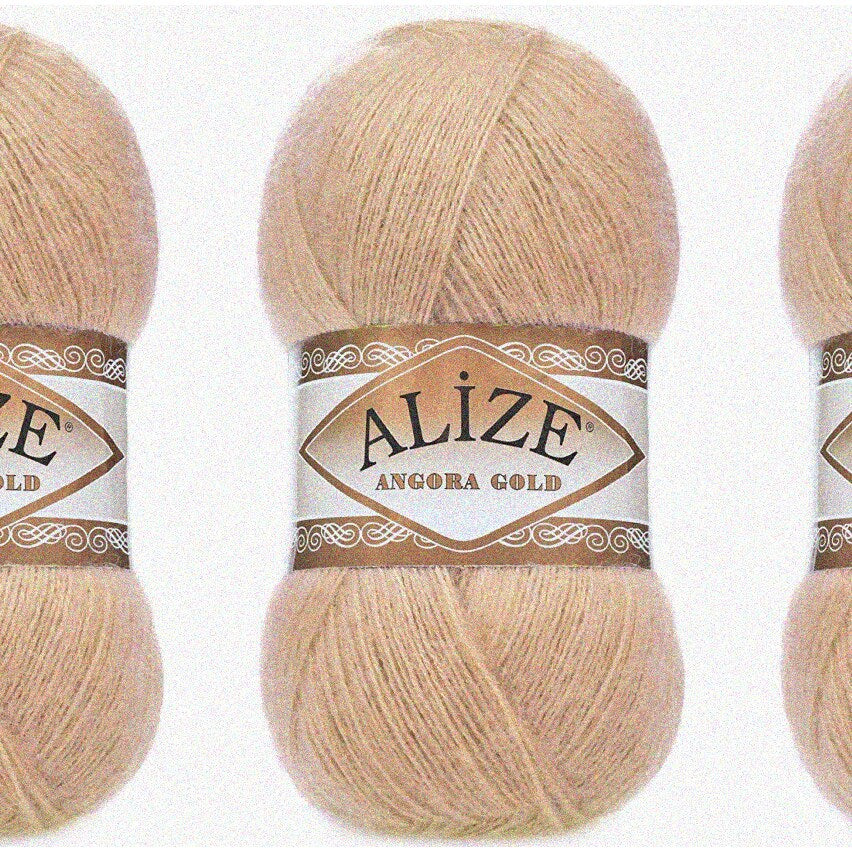Angora Gold Yarn Camel Shade 3 Skeins 300g 1805yds