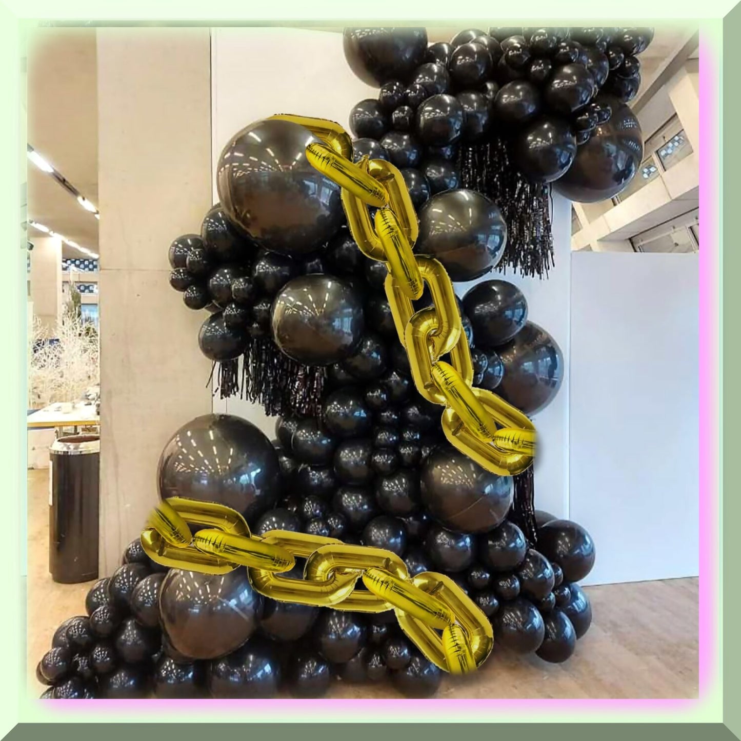 129Pcs Black and Gold Latex Balloons Kit