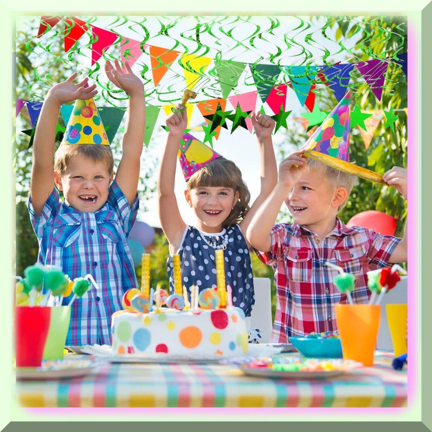 15 Pack Green and Gold Shimmering Starlight Hanging Decorations