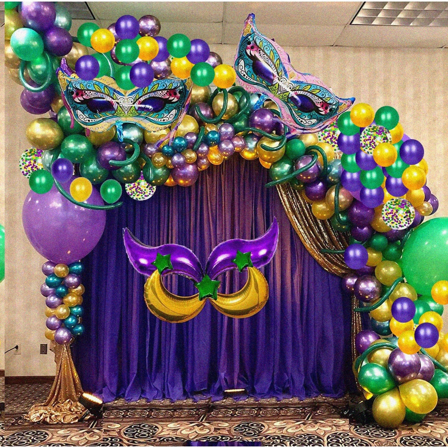 Golden 50th Birthday Glitter Banner