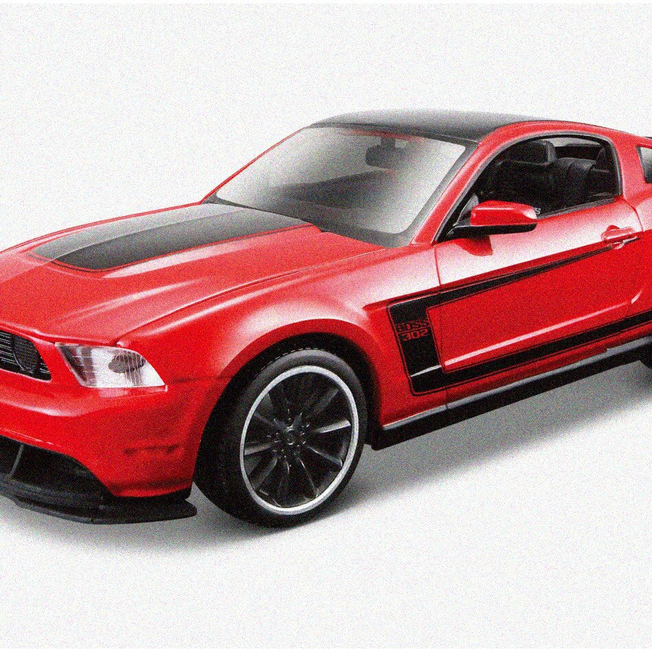 1:24 Scale 2012 Ford Mustang Die-Cast Model Kit