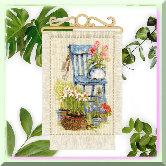 Spring Garden Cross Stitch Kit on 14 ct Flaxen Aida
