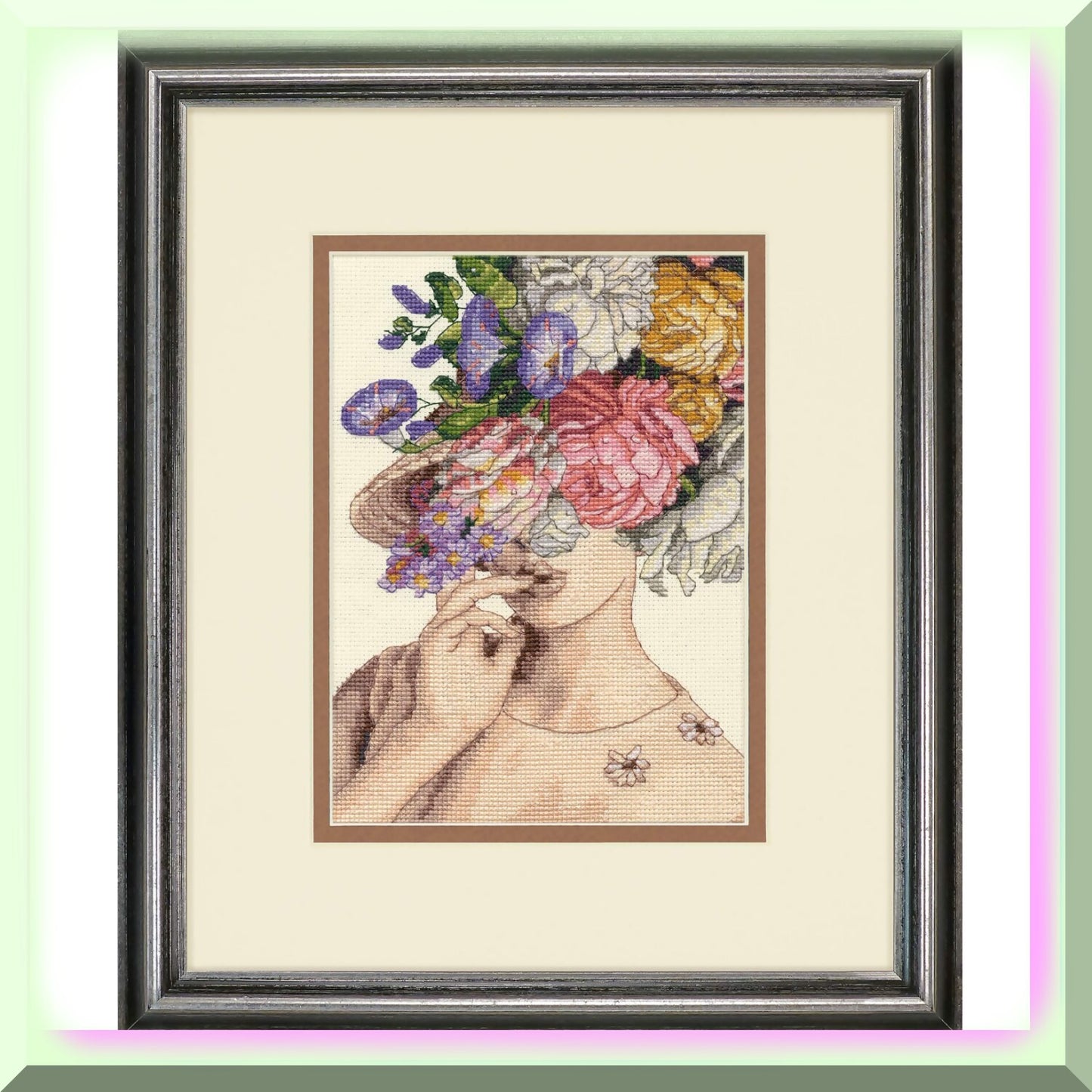 Elegant Lady Cross Stitch Kit with Ivory Aida Fabric