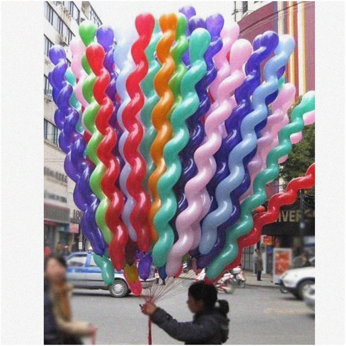 40" Latex Spiral Balloons Pack of 100 Vibrant Colors