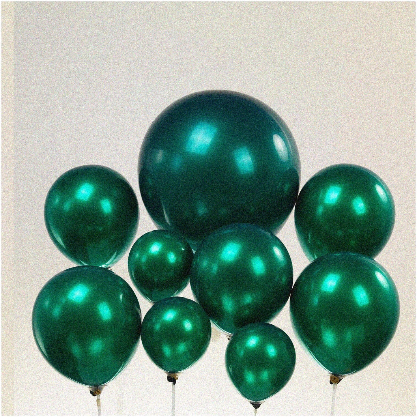 138pcs Sage Green and Gold Balloon Party Kit