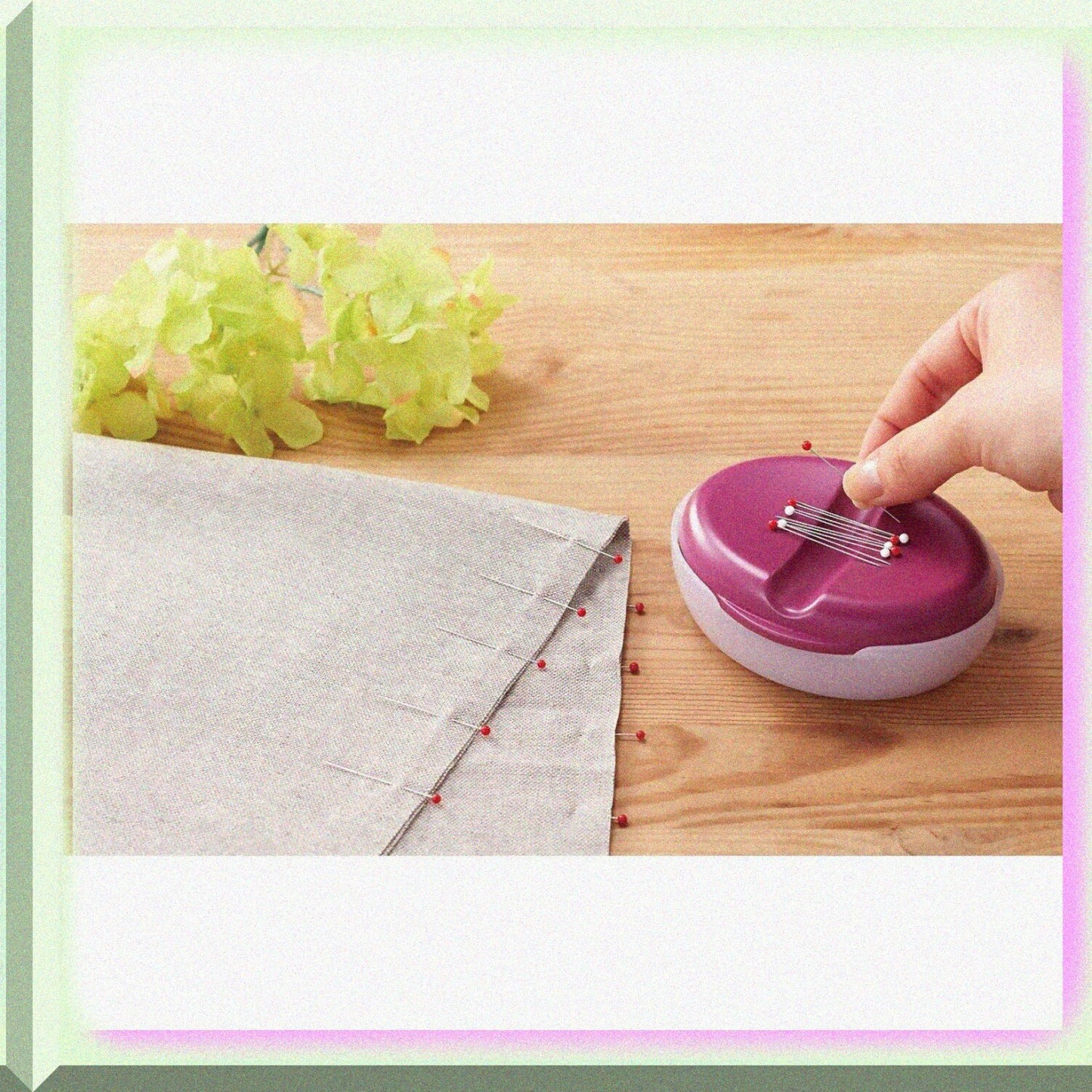 Magnet Pin Caddy Bordeaux 4x31x1.4