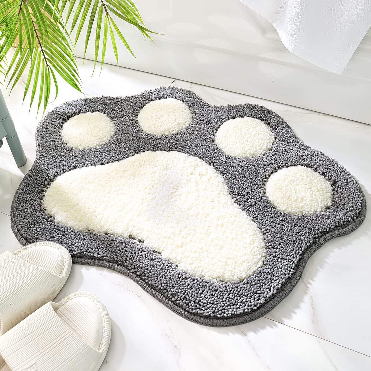 Paw Shaped Gray Bath Mat 17x23