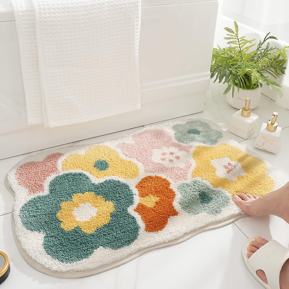 Flower Bath Rug 15.7 x 23.6 Inches Yellow