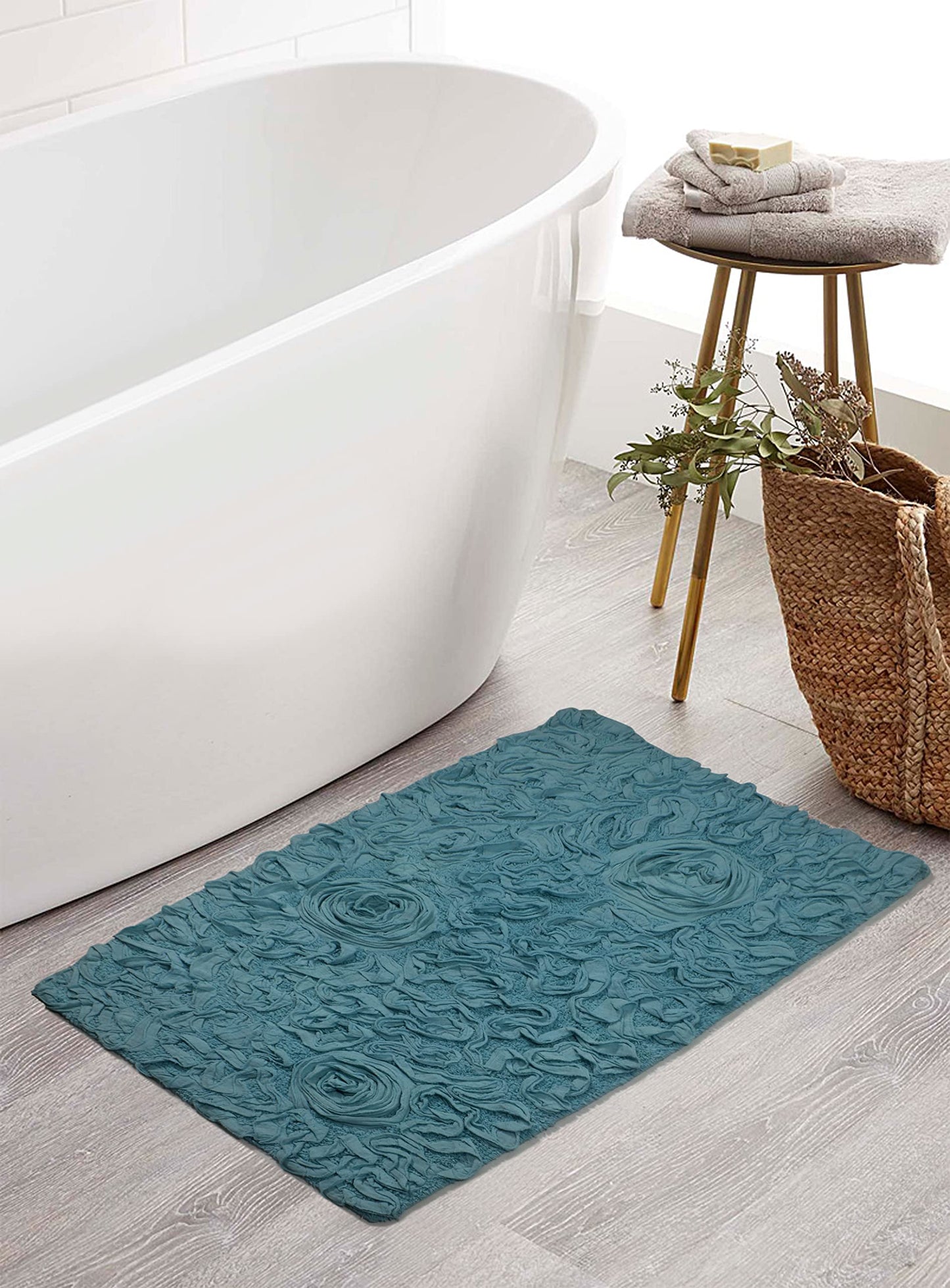 21"x34" Blue Cotton Tufted Bath Rug