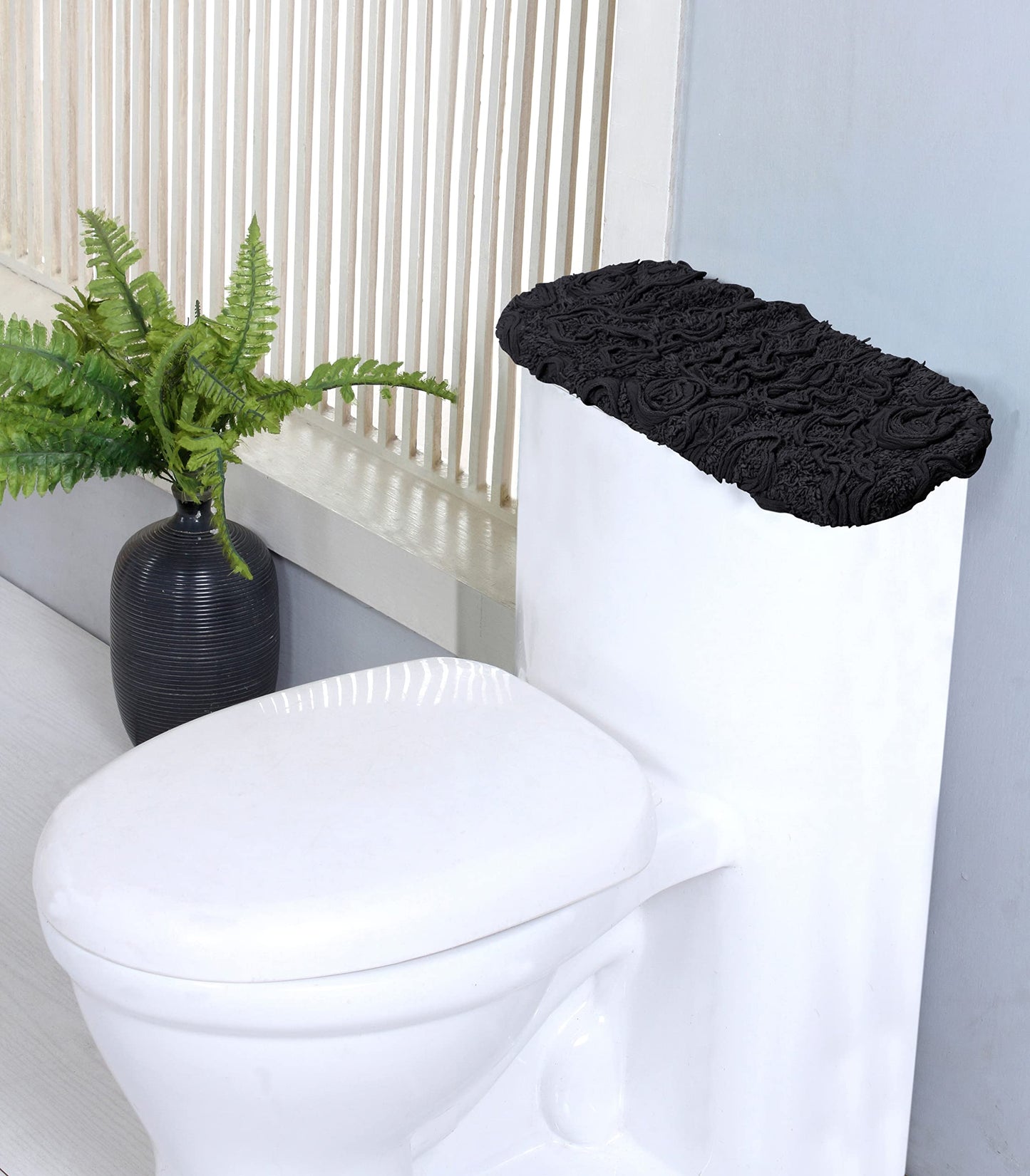 10"x22" Cotton Tufted Bath Rug Black
