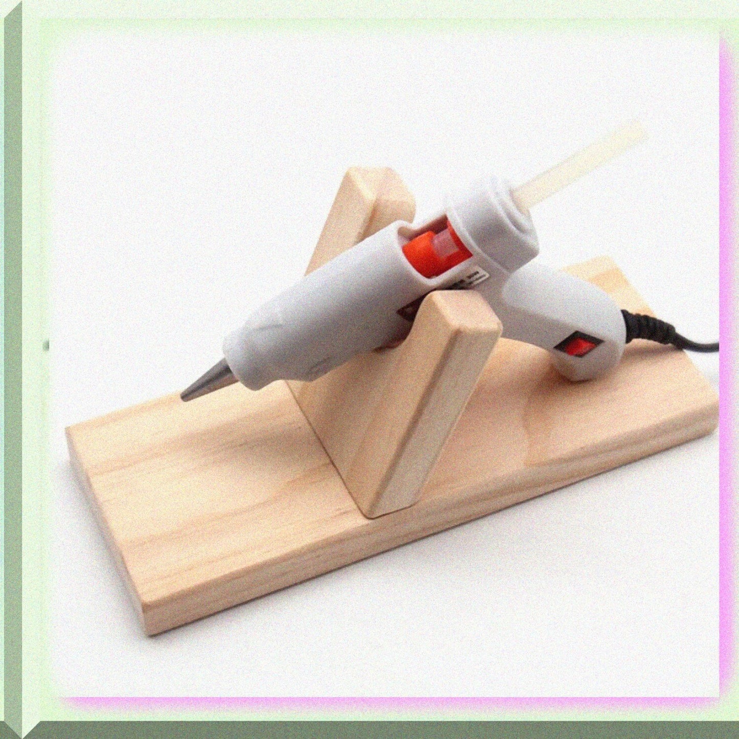Wooden Shelf Storage Holder for Cellphone and Hot Sprayer