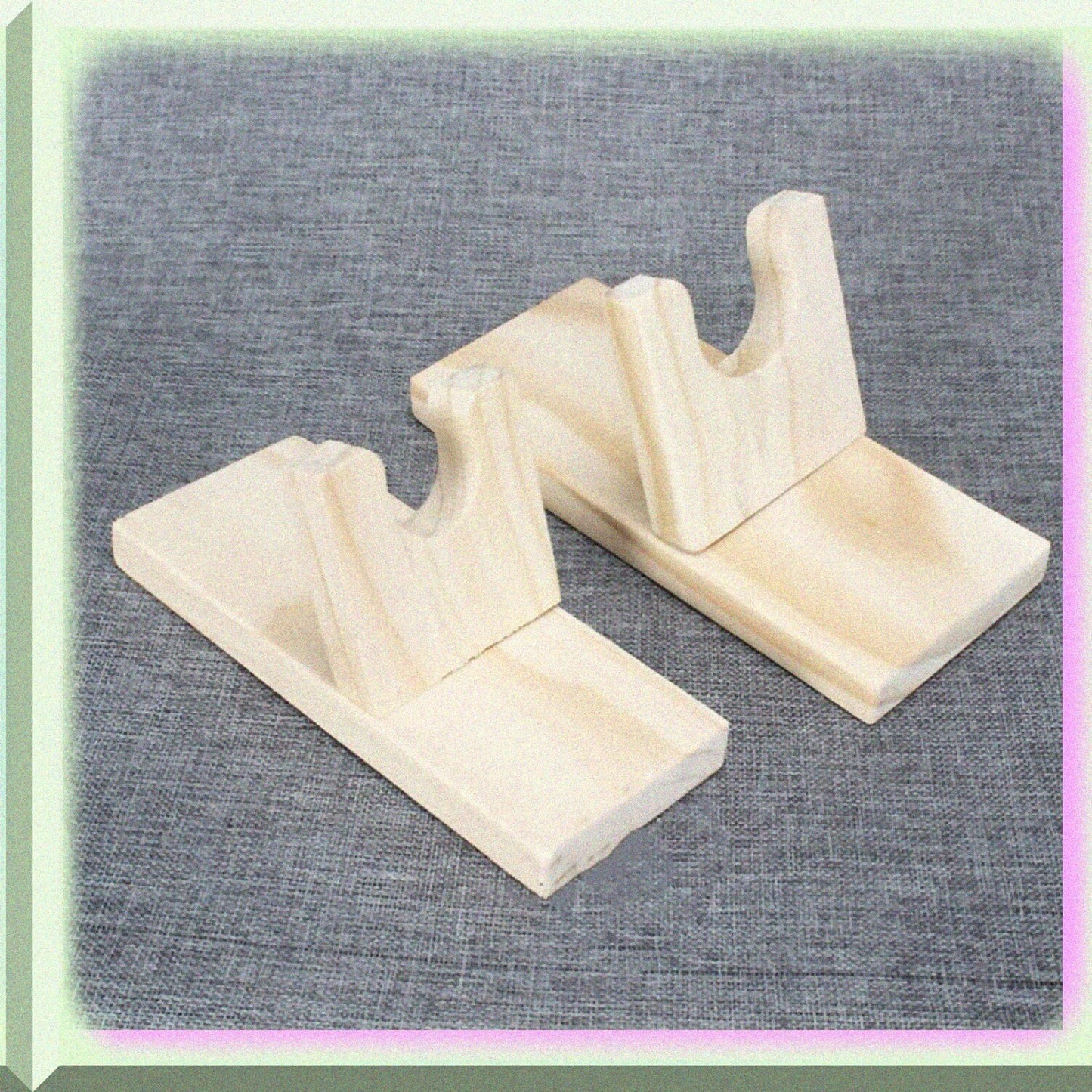 Wooden Shelf Storage Holder for Cellphone and Hot Sprayer