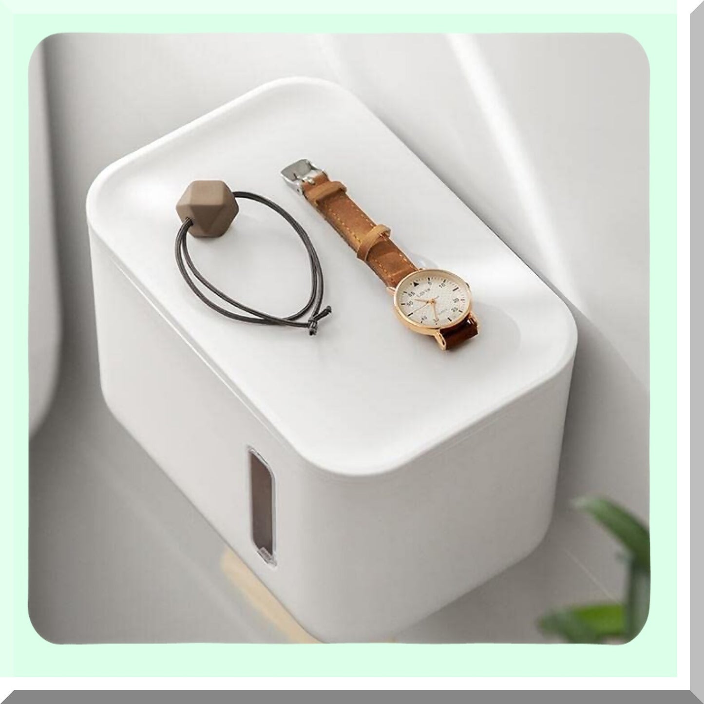 Wall Mounted White Tet Paper Holder with Shelf