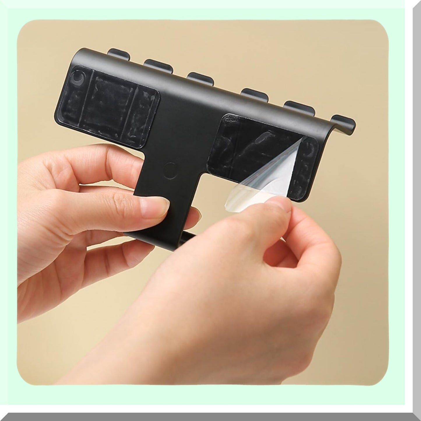 2Pcs Plastic Wall-Mounted Toothbrush Holders