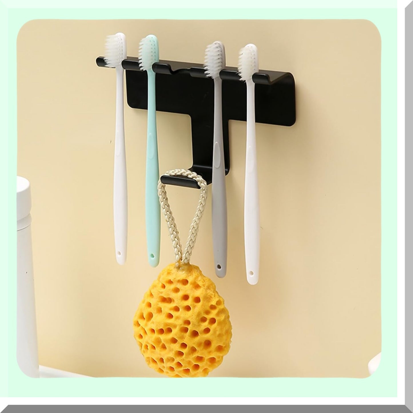 2Pcs Plastic Wall-Mounted Toothbrush Holders