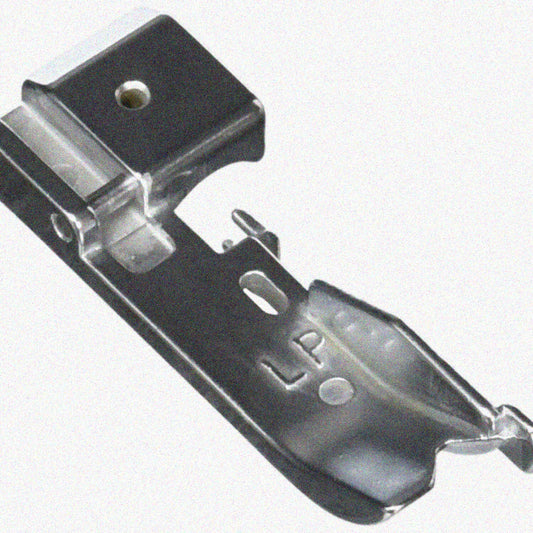 SA210 Serger Piping Foot, Silver