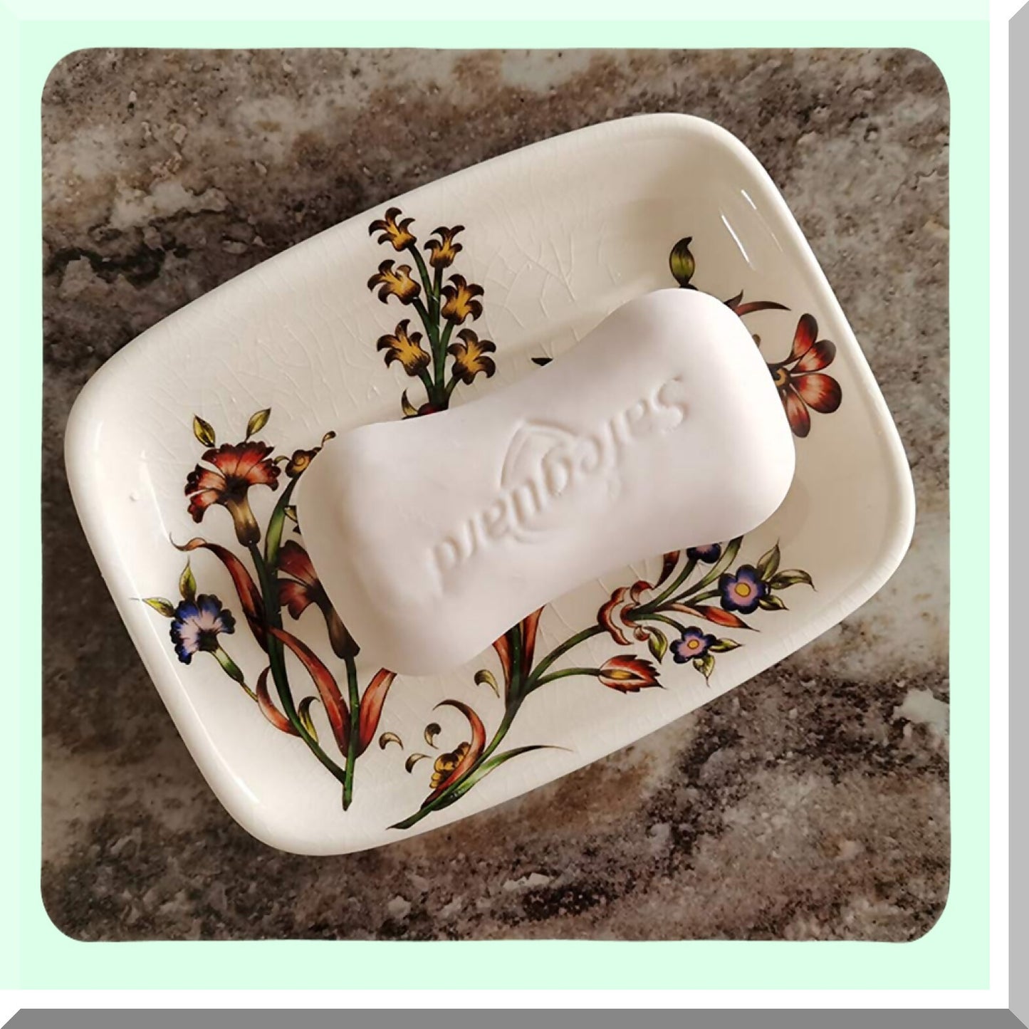 Ceramic Ice Crack Soap Dish Red Flower Pattern