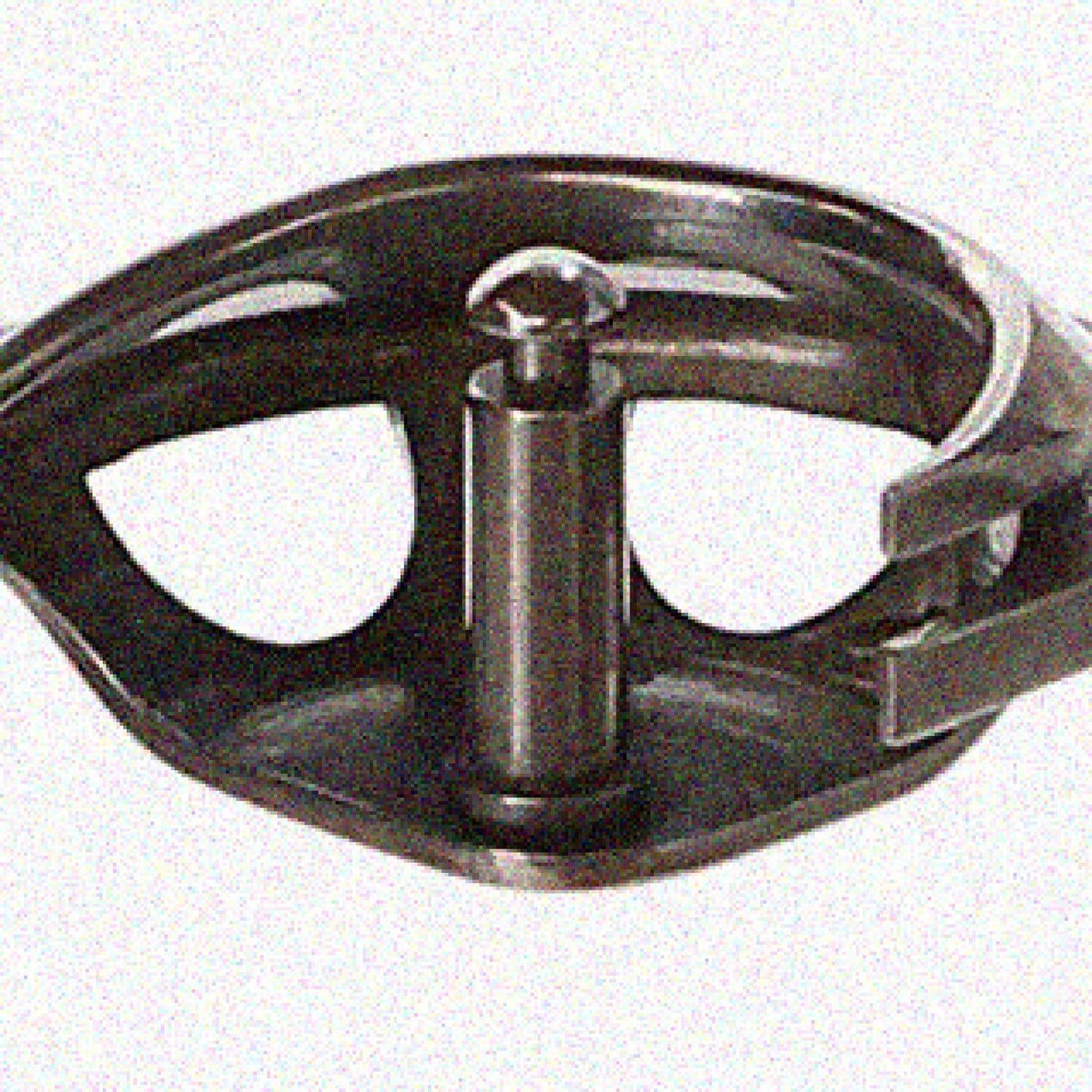 Shuttle Hook for Bernina Models 700-933